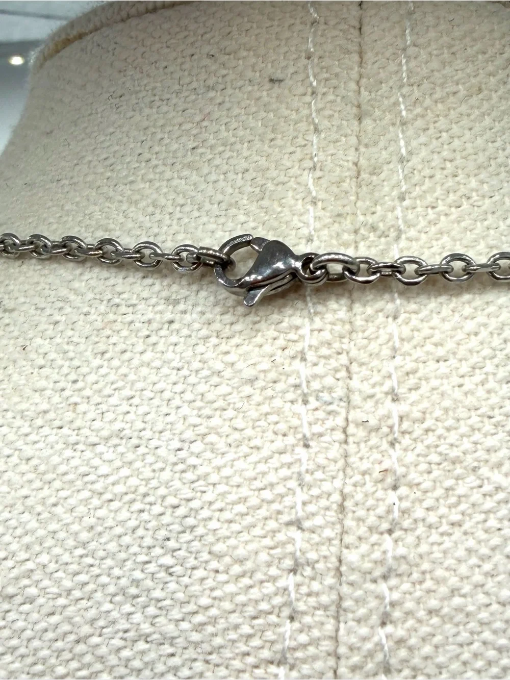 Green Aventurine Stone Silver-Tone Chinese Dragon Mens or Women’s Necklace